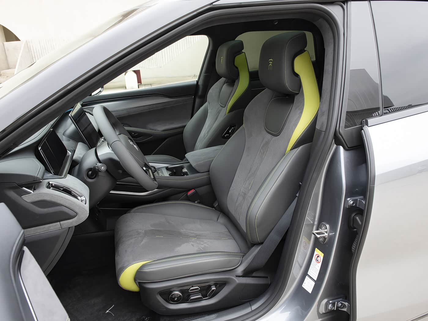 BYD Song L 2024 602km 4WD Excellent