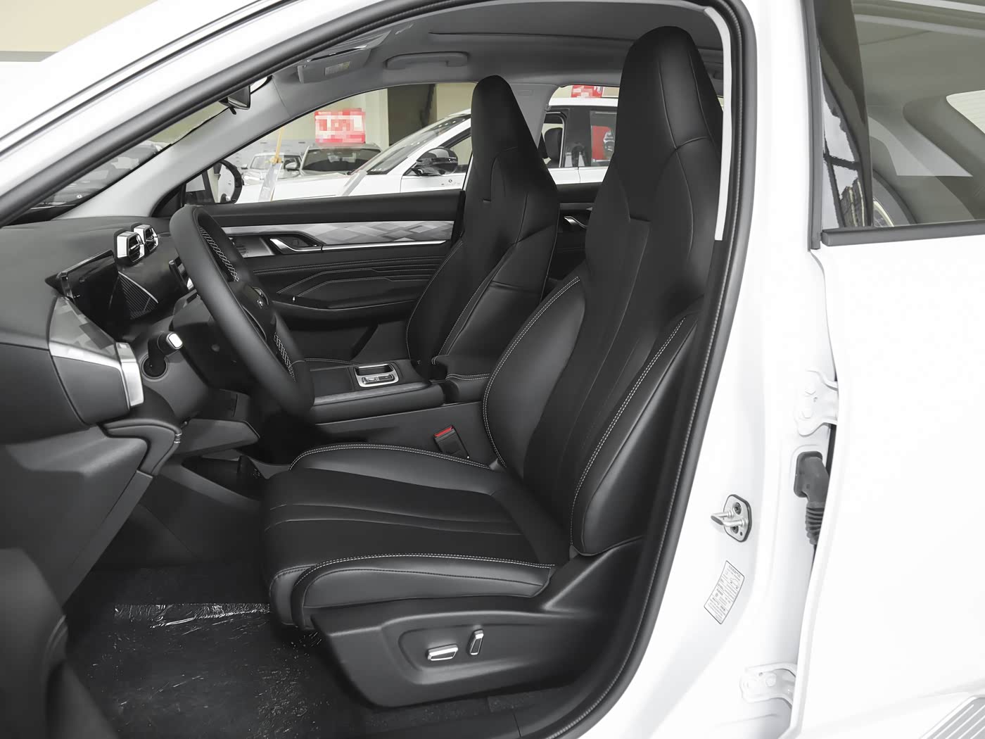 Dongfeng Mage 2025 1.5 DH-i Deluxe edition