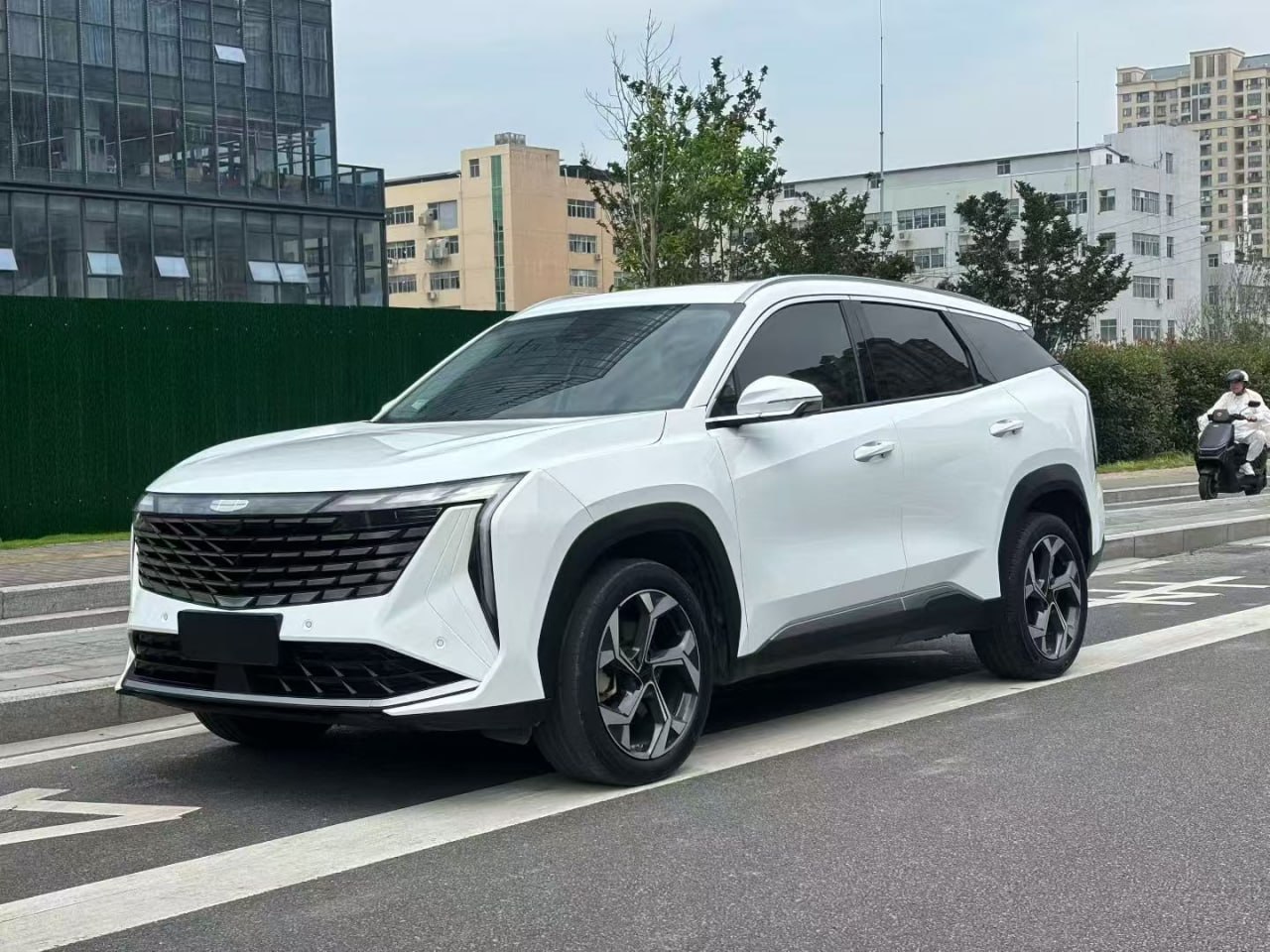 Geely Atlas 2 2023 1.5 DCT Premium