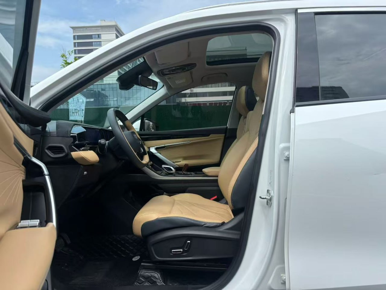 Geely Atlas 2 2023 1.5 DCT Premium