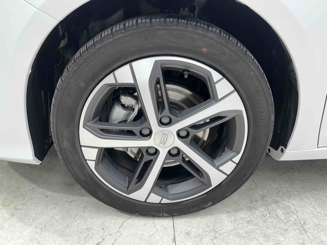 Geely Emgrand L 2022 1.4 Extreme edition