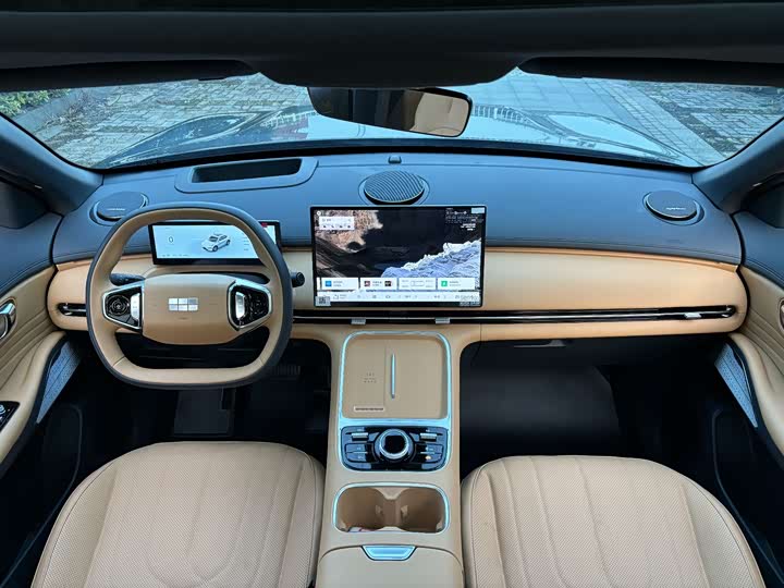Geely Galaxy Starship 7 2025 EM-i 120km Discovery+