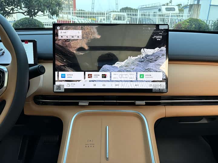 Geely Galaxy Starship 7 2025 EM-i 120km Discovery+