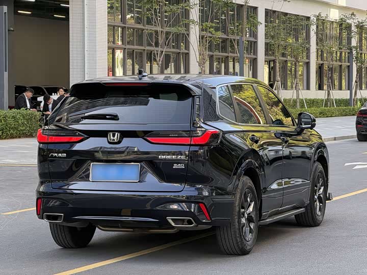 Honda Breeze 2023 1.5 Deluxe PRO 7-Seats