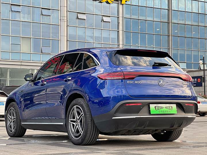 Mercedes EQC 4OO 2021 4MATIC