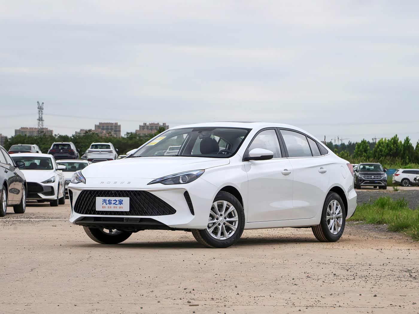 Roewe i5 2026 1.5 Deluxe