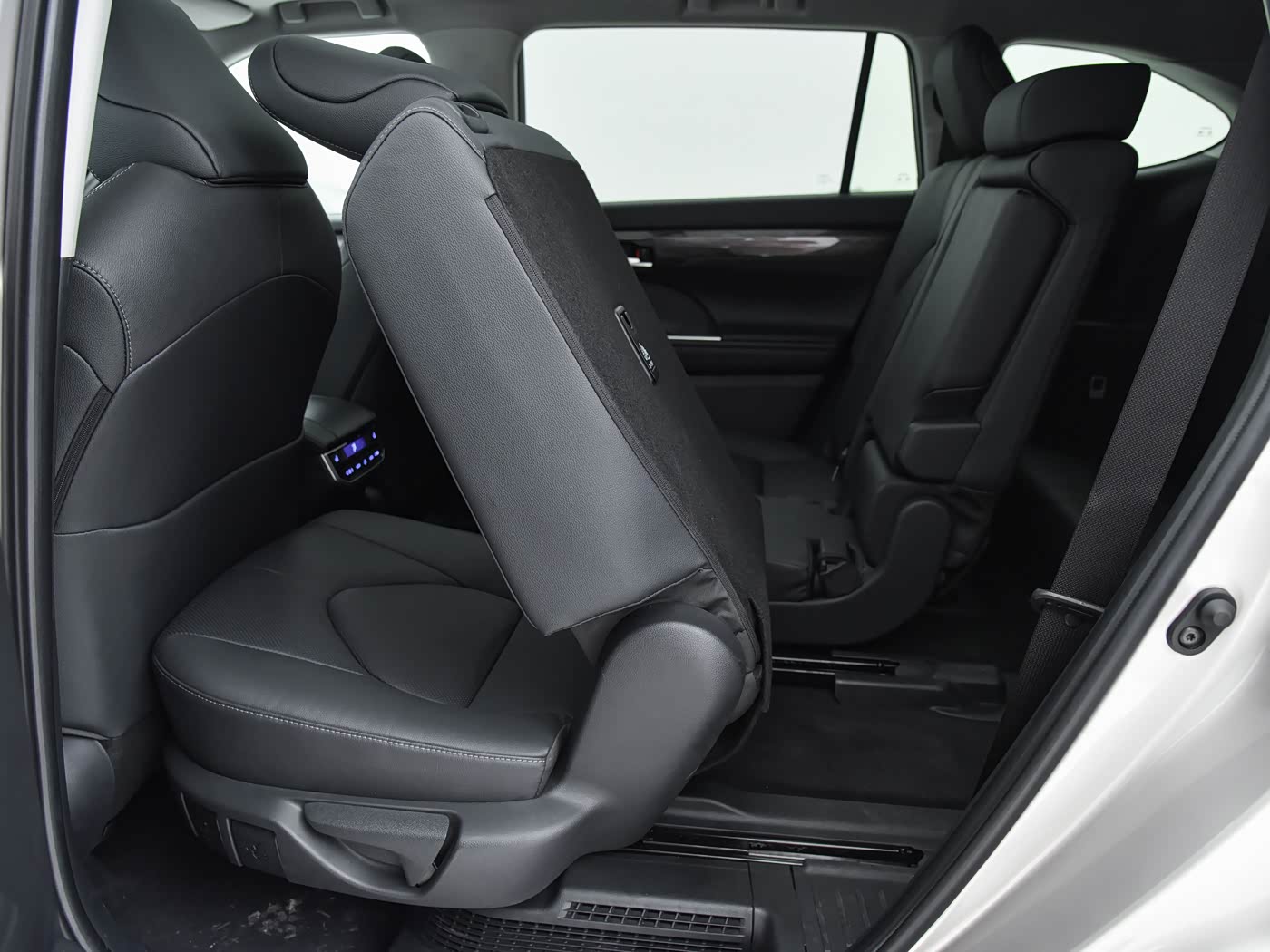 Toyota Highlander 2022 2.5L 4WD Premium edition 7-seater