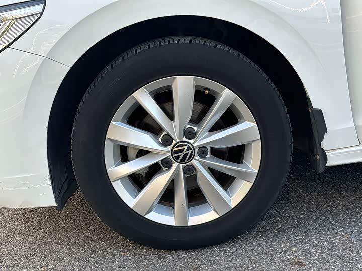 Volkswagen Bora 2022 280TSI Elite Smart