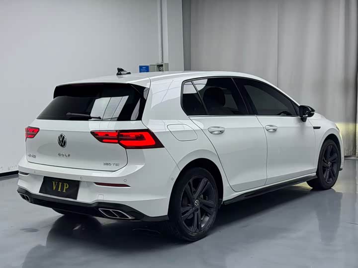 Volkswagen Golf 8 2021 R-Line