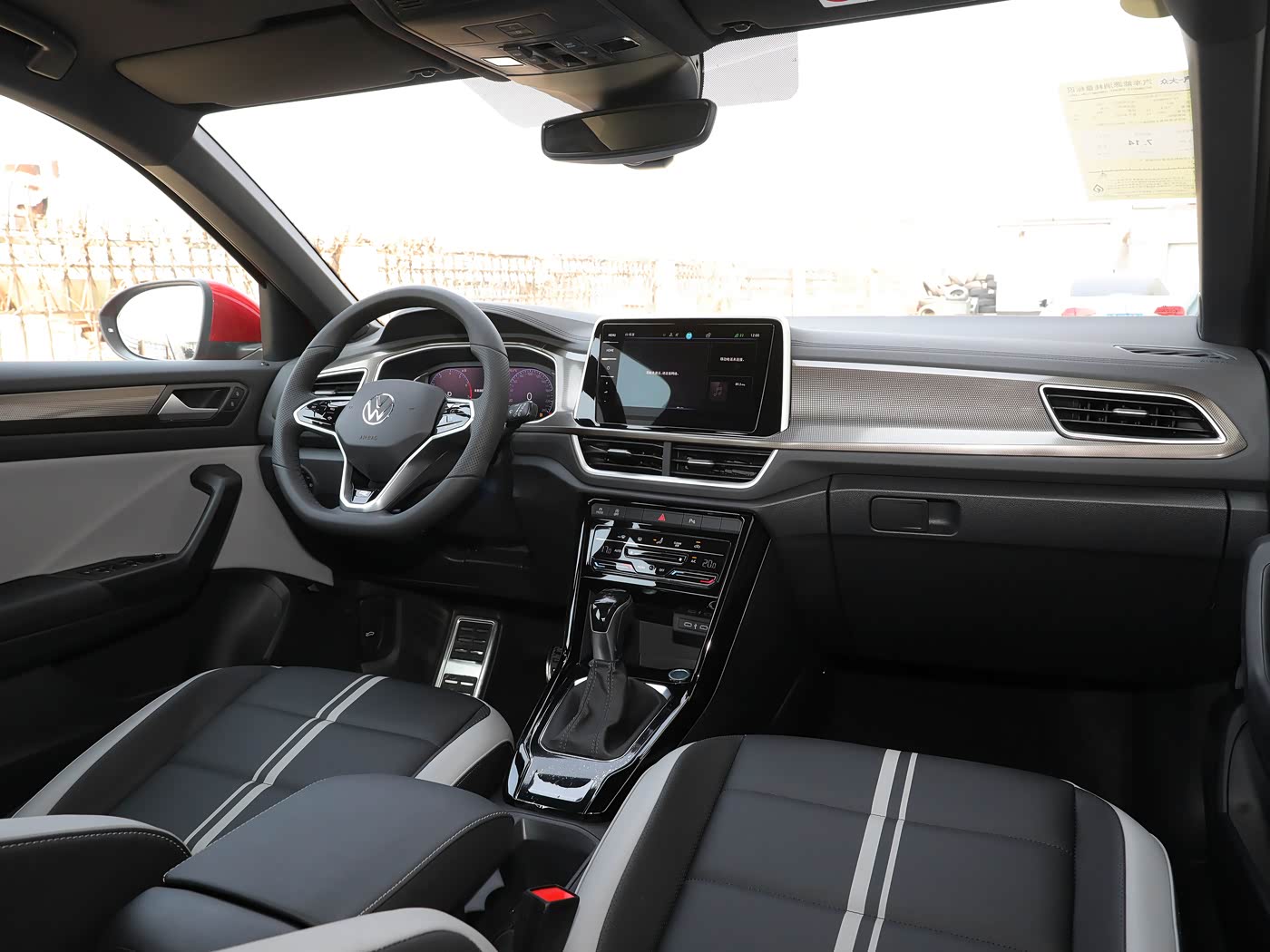 Volkswagen T-ROC 2023 1.5 300TSI 2WD Morning Light