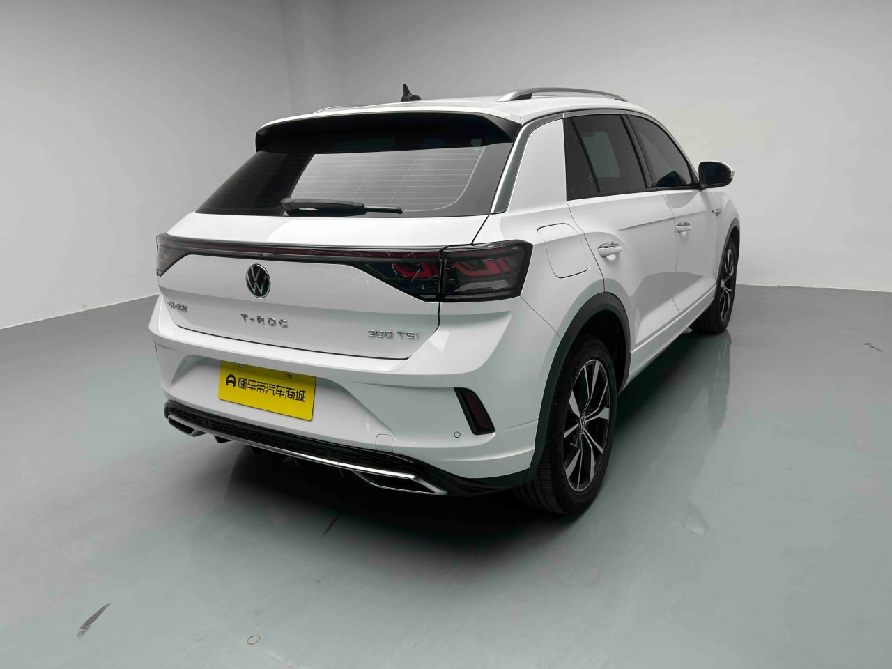 Volkswagen T-ROC 2023 1.5 300TSI 2WD Morning Light