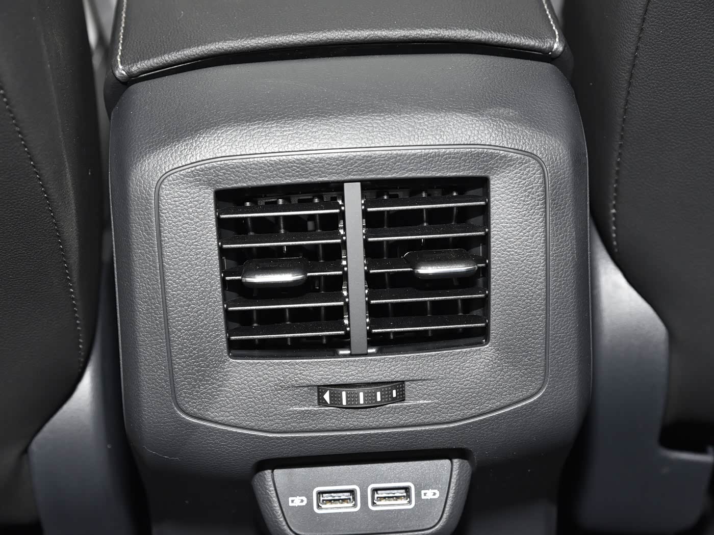 Volkswagen Tacqua 2023 1.5L Yuezhilian Version